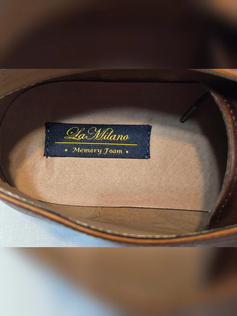 La Milano Raymond Glen Leather Chukka Shoe/Cognac Mens 11 M /B51800 MSRP $80